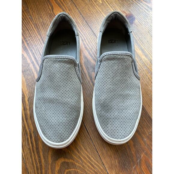 UGG Abies Perforated Slip-On Platform Sneaker, 7.5 - Picture 2 of 8